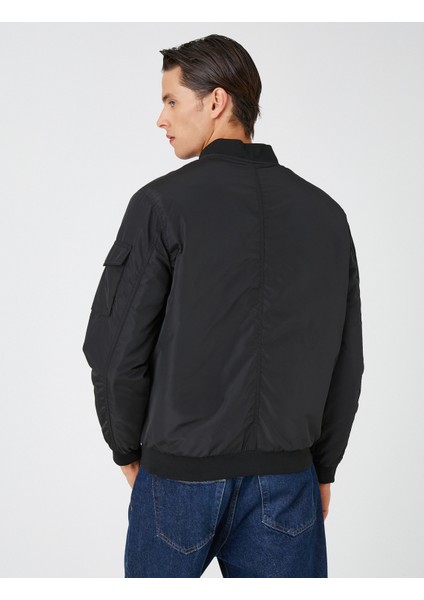 Basic Bomber Ceket Fermuarlı Çok Cepli Yuvarlak Yaka fırsatları