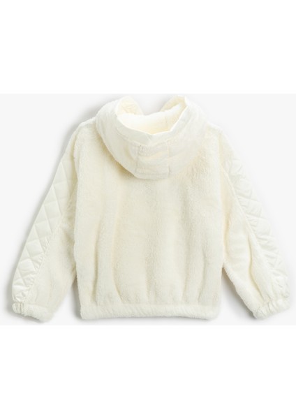 Peluş Kapşonlu Sweatshirt Kapitone Detaylı Kanguru Cepli İşlemeli fiyatları