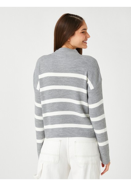 Çizgili Kazak Yarım Balıkçı Yaka Uzun Kollu fırsatları