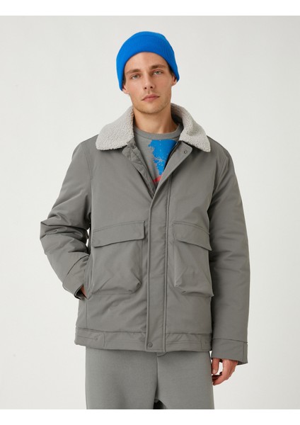 Kısa Parka Peluş Yaka Detaylı modelleri