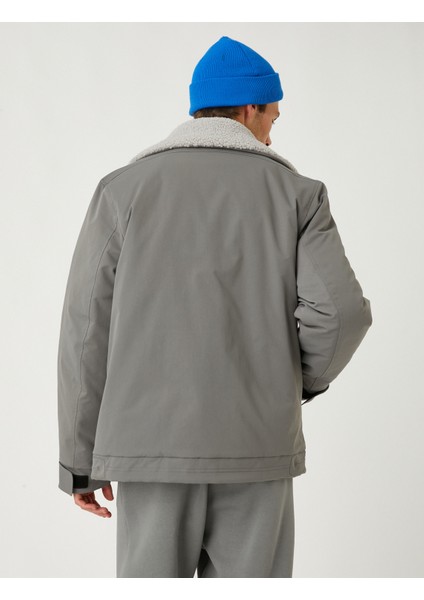 Kısa Parka Peluş Yaka Detaylı fırsatları