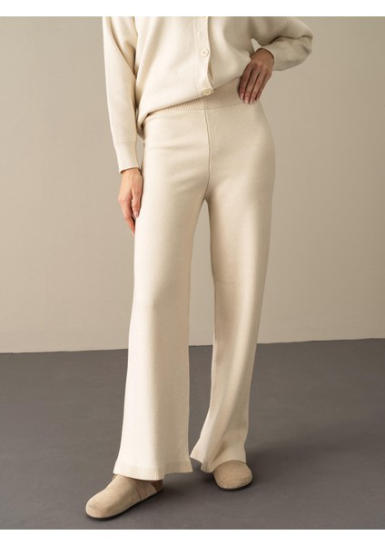 Kadın Ekru Regular Fit Triko Pantolon fiyatları
