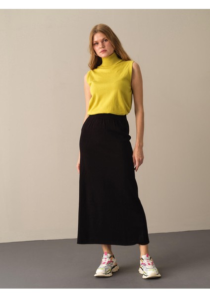 Kadın Siyah Regular Fit Triko Uzun Etek
