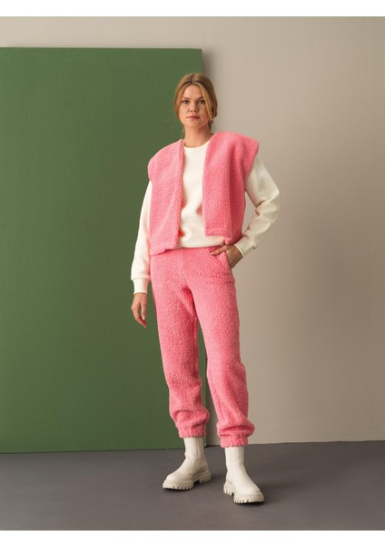 Kadın Pembe Oversize Kuzu Yelek