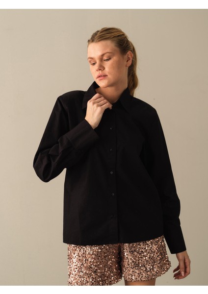 Kadın Siyah Regular Fit Vatkalı Gömlek fiyatları
