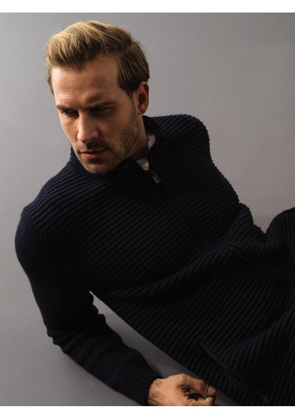 Erkek Lacivert Regular Fit Fermuarlı Hırka