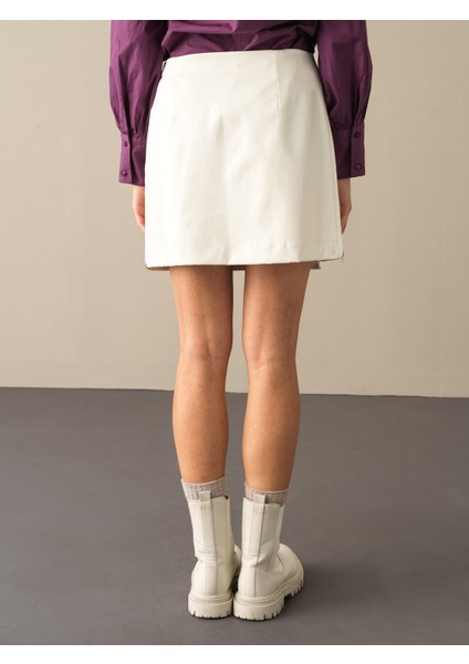 Kadın Ekru Regular Fit Deri Görünümlü Etek