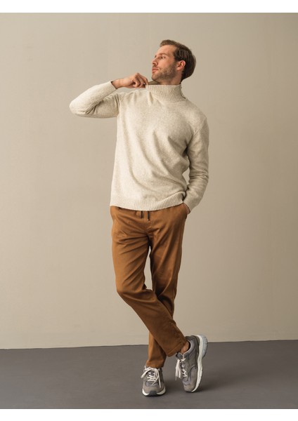 Erkek Ekru Yarım Balıkçı Yaka Regular Fit Kazak