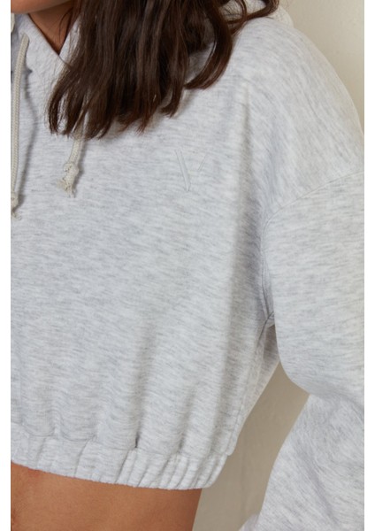 Nakışlı Cropped Sweatshirt Gri