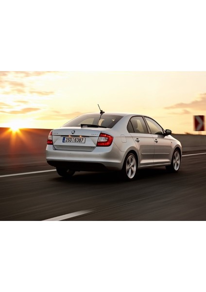 2018 Skoda Rapid Sedan Bagaj Havuzu Uyumlu Kauçuk modelleri