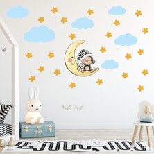 Tilki Dünyası Uyuyan Maymun Sarı Yıldızlar ve Mavi Bulutlar Dekoratif Bebek Çocuk Odası Duvar Sticker