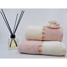 Nazik Pretty Hediye Set Pudra 50 x 90 cm