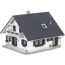 Faller 130640 1/87 Yenilenmiş Müstakil Ev Maketi