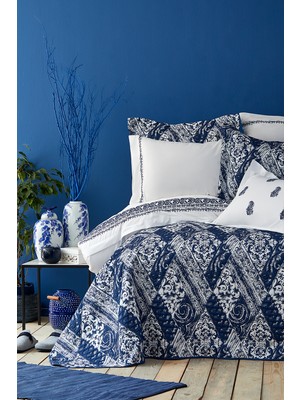 Karaca Home Urla Mavi Çift Kişilik Nakışlı Nevresim ve Yatak Örtüsü Set