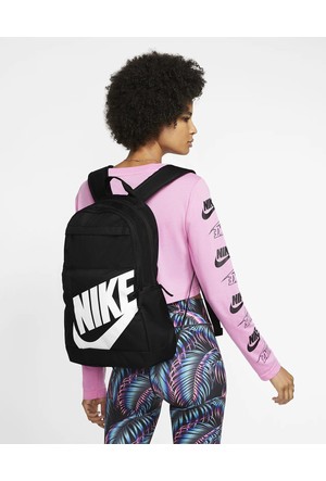 Nike Spor Çantaları ve Modelleri 