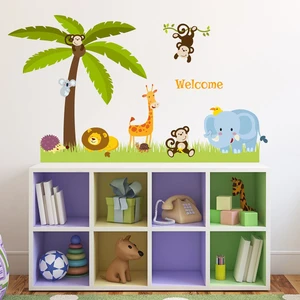 Tilki Dünyası Çocuk ve Bebek Odası Sevimli Hayvanlar Duvar Sticker Seti