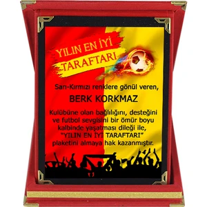 Sarı-Kırmızı Yılın En Iyi Taraftarı Isimli Taraftar Plaketi