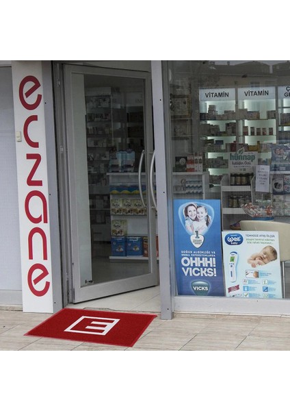 Myfloor Eczane Logolu Kıvırcık Kapı Önü Paspası