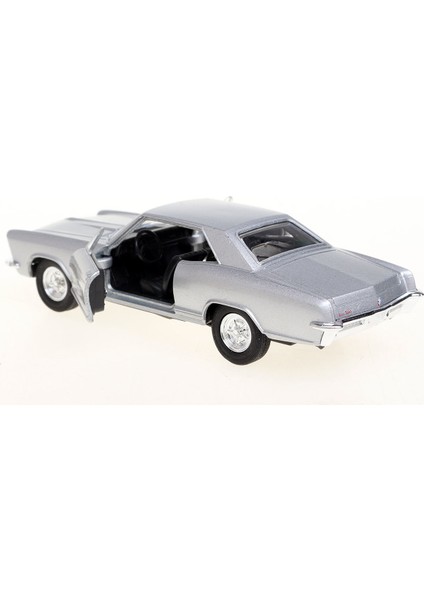 136 1965 Buick Riviera Model Araba Gümüş