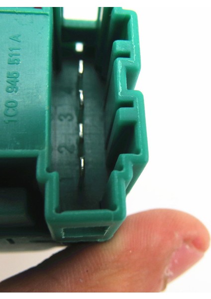 Audi S3 1997-2003 Fren Pedal Müşürü Yeşil 4 Pin modelleri
