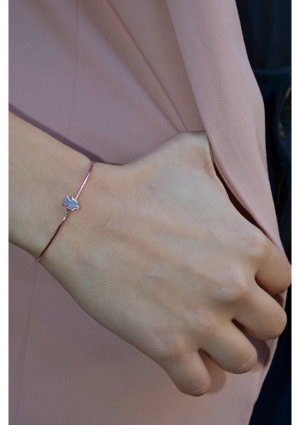 B041501 Melek Motifli Gümüş Bilekten Geçmeli Kelepçe fiyatları