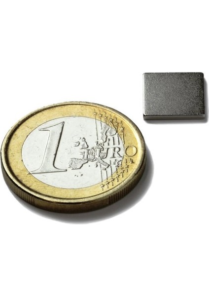 Dikdörtgen Neodyum Mıknatıs Blok 10x10x1 mm (8 Adet)