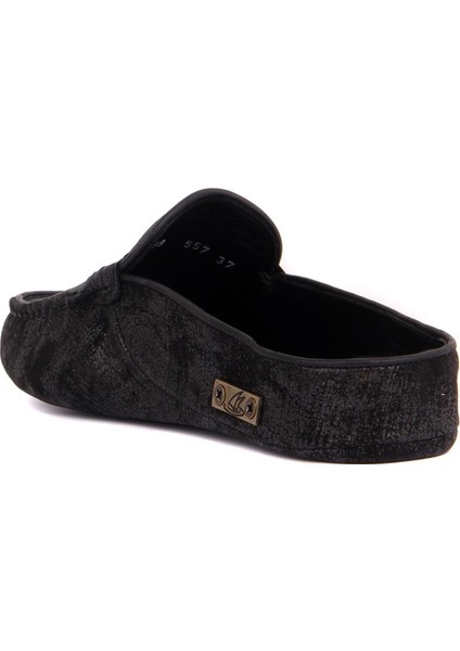 Siyah Eskitme Deri Kadın Ev Terliği fırsatları