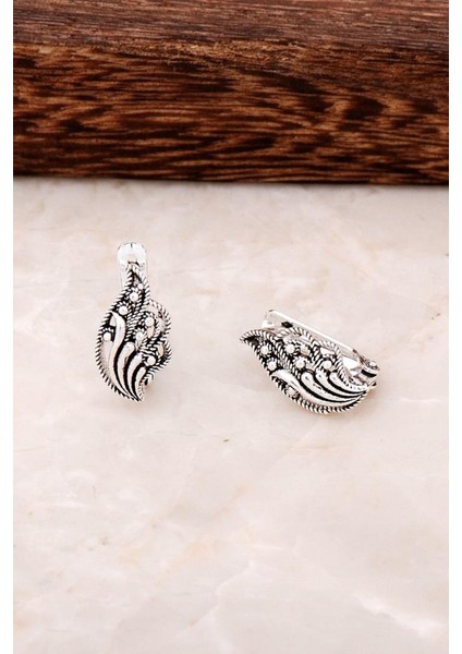 İşlemeli Gümüş Küpe 4389