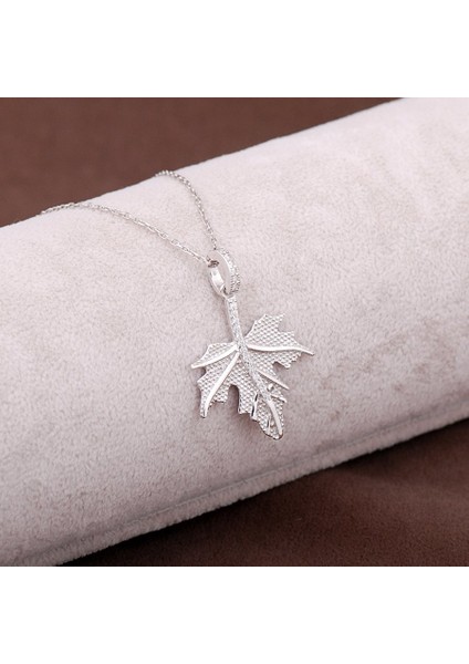 Asma Ağacı Yaprağı Tasarım Gümüş Kolye 2939