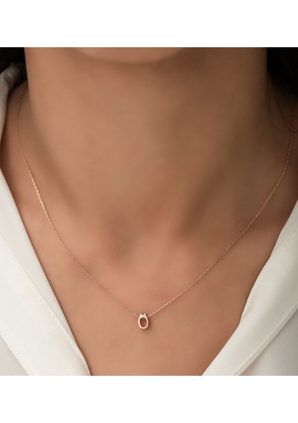 Gümüş 3 Boyutlu Ö Harf Kolye