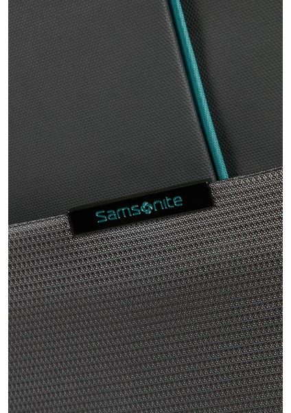 Qibyte 17.3" Antrasit Notebook Çantası 16N-09-003