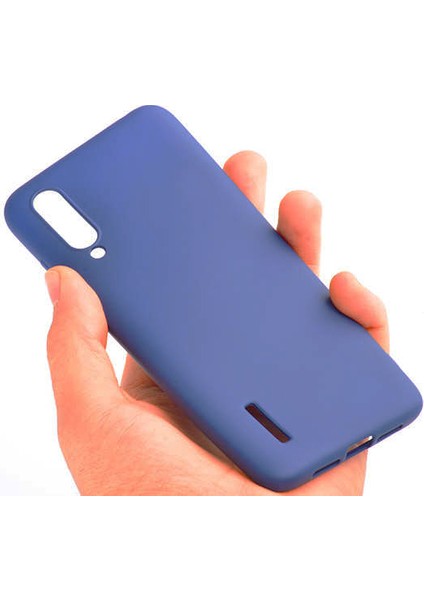 Xiaomi Mi 9 Lite Mat Silikon Kılıf - Siyah