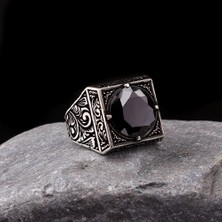 Tesbih Sepetim 925 Ayar Gümüş Kalem Işleme Motifli Onıx Taşlı Yüzük