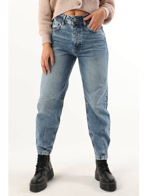 Blue White Kadın Yüksek Bel Düğmeli Mom Fit Jean Pantolon Mavi