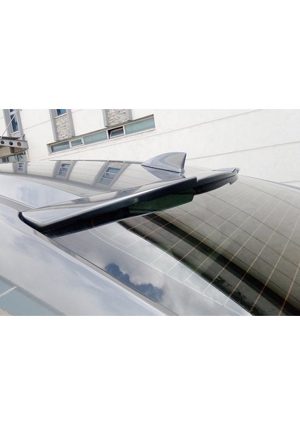 Honda Civic 2016 S - Spoiler, Cam Üzeri