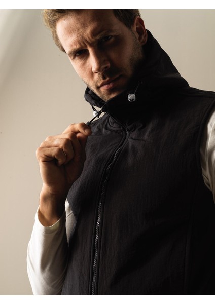 Erkek Siyah Regular Fit Polar Yelek modelleri