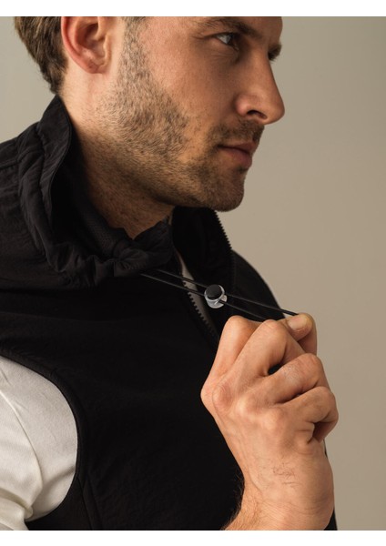 Erkek Siyah Regular Fit Polar Yelek indirimleri