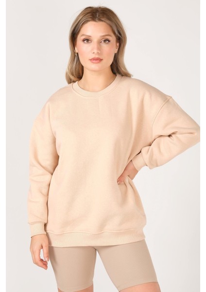 Kadın Sıfır Yaka Oversize Sweatshirt Bej fiyatları