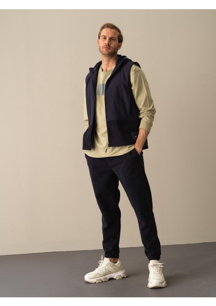 Erkek Lacivert Regular Fit Polar Yelek modelleri