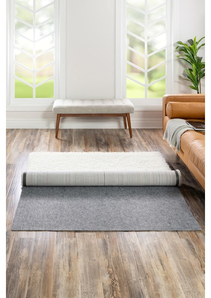 Halı Altı Yalıtım Keçesi 240 x 240 Kare