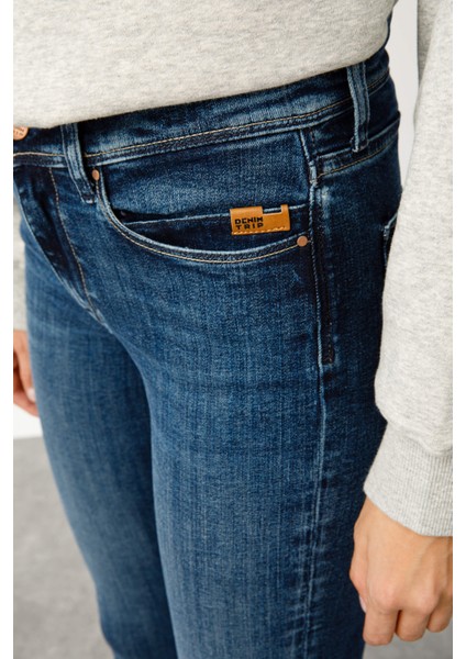 Normal Bel Ispanyol Paça Skinny Fit Koyu Indigo Kadın Denim Pantolon DT10043 Koyu Indigo fiyatları