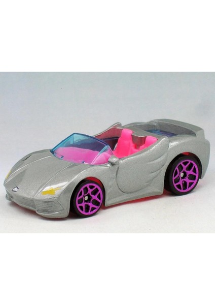 Tekli Arabalar Barbie Extra HCT35 fiyatları