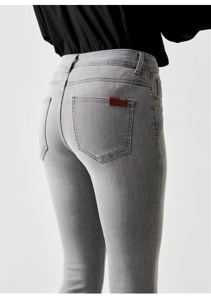 NELLY Skinny Fit Açık Gri Kadın Jean Pantolon fiyatları