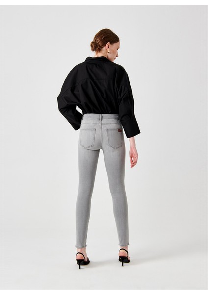 NELLY Skinny Fit Açık Gri Kadın Jean Pantolon modelleri