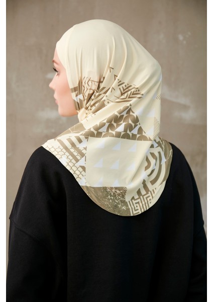 Geometrik Desenli Bone Sport Pro Hijab - Krem