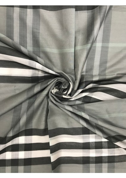 Burberry Ekose Desen Gri Beyaz Kareli Şal 70X250 cm Exaggerated Check fırsatları