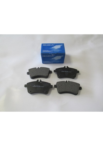 Mercedes B Class- W245- 05/09 Ön Fren Balatası (KABLOSUZ)(DISK)(131.8X70X18.5)(BRAMAX) A1694200120