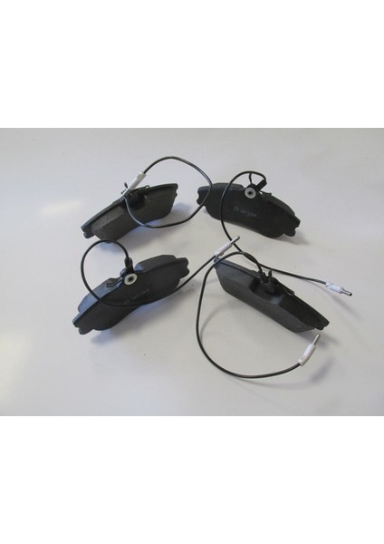 Peugeot 306- Sd/hb- 00/01 Ön Fren Balatası (4 Kablolu)(Disk) (129,7X56X18,5) (Bramax) 4251.54 modelleri