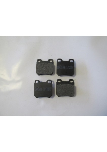 Opel Omega- B- 94/98 Arka Fren Balatası (Kablosuz)(Disk) (61,4X61,2X15) (Bramax) 91145710