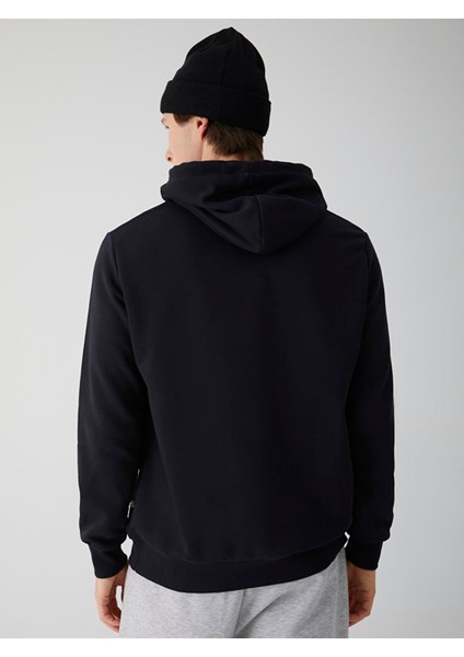 Slogan Baskılı Kapüşonlu Siyah Sweatshirt